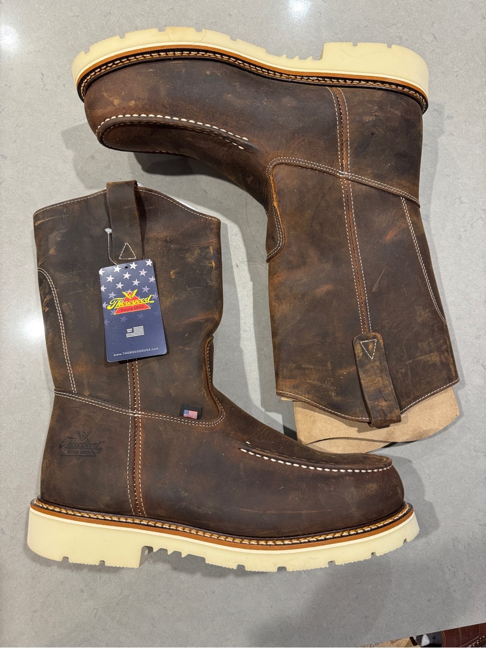 Thorogood 11" Trail Steel Toe Moc Toe Pull-On Boot
